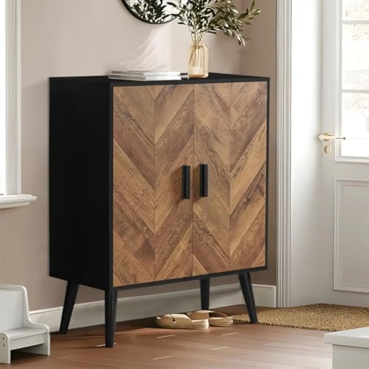 Storage & Organization - İki Ayarlanabilir Raflı ve Gizli Kapılı
